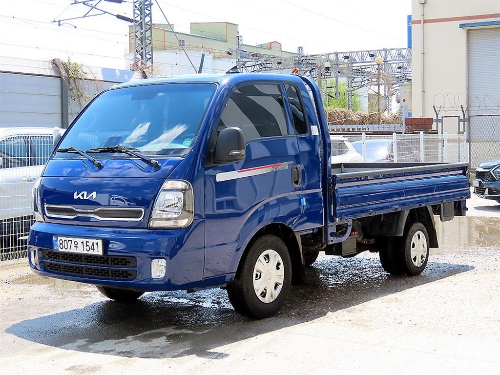 Small Truck Cargo (small) - Vista 2