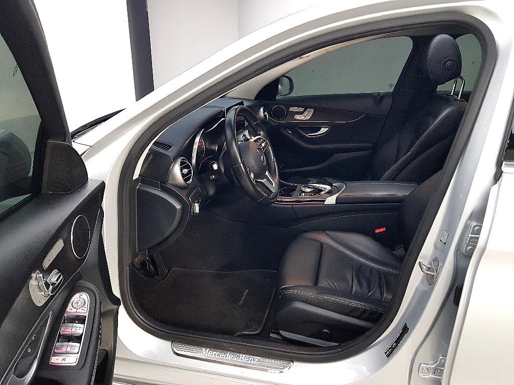 Mercedes Benz C Class - Vista 8