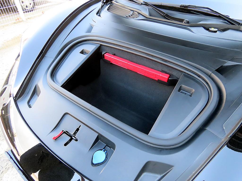 Porsche Taycan 2022 Negro - Importación desde Corea - HF Imports Iquique - Foto 18