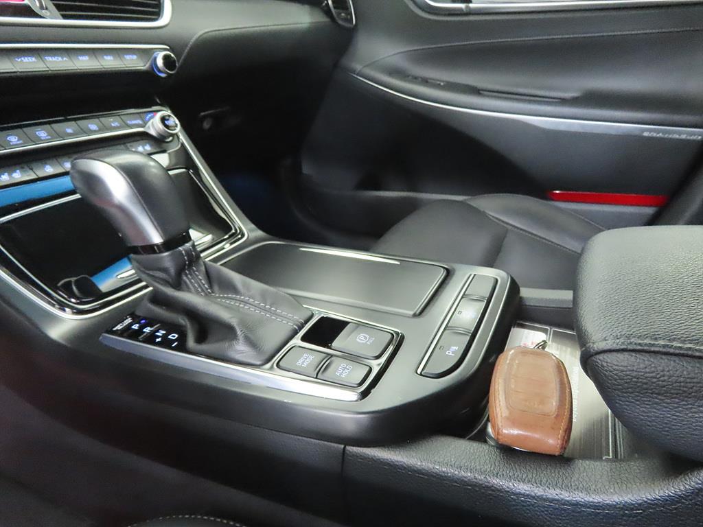 HYUNDAI Grandeur - Vista 11