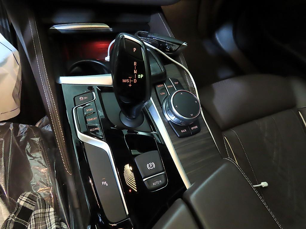 BMW 5 Series - Vista 12