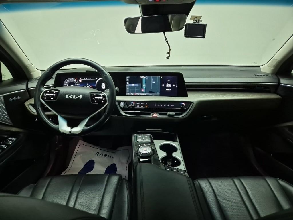 KIA K8 - Vista 7