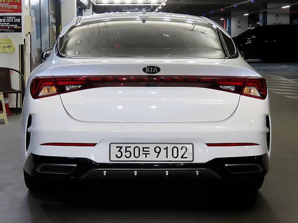 KIA K5 - Vista 5