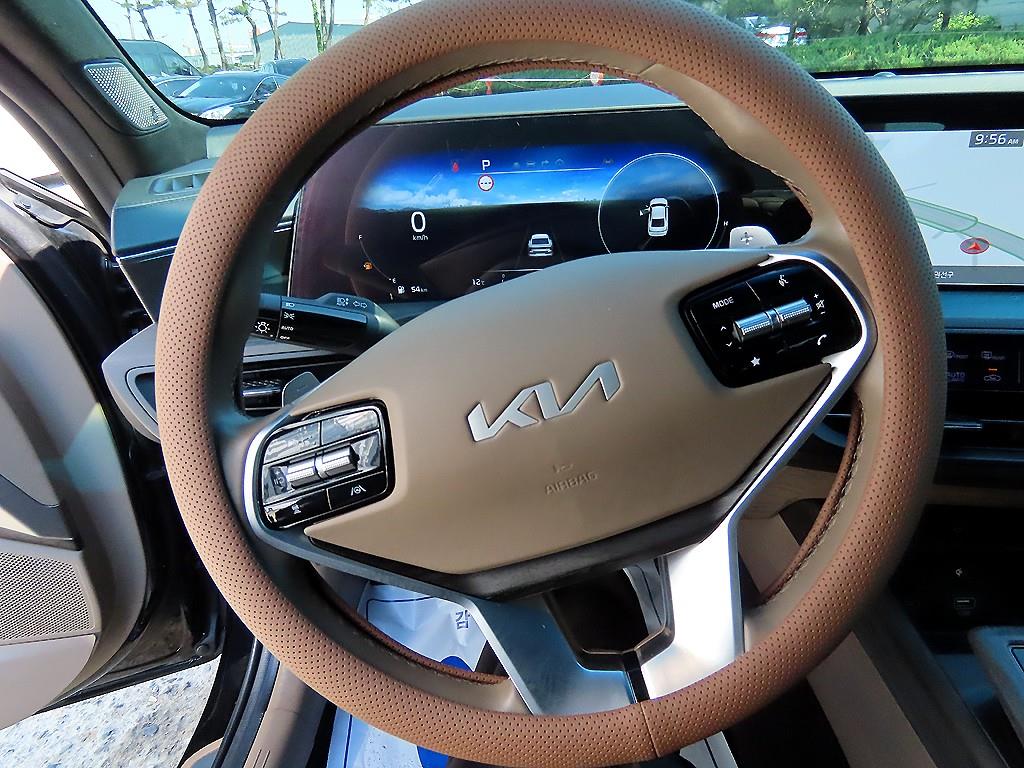KIA K8 - Vista 8
