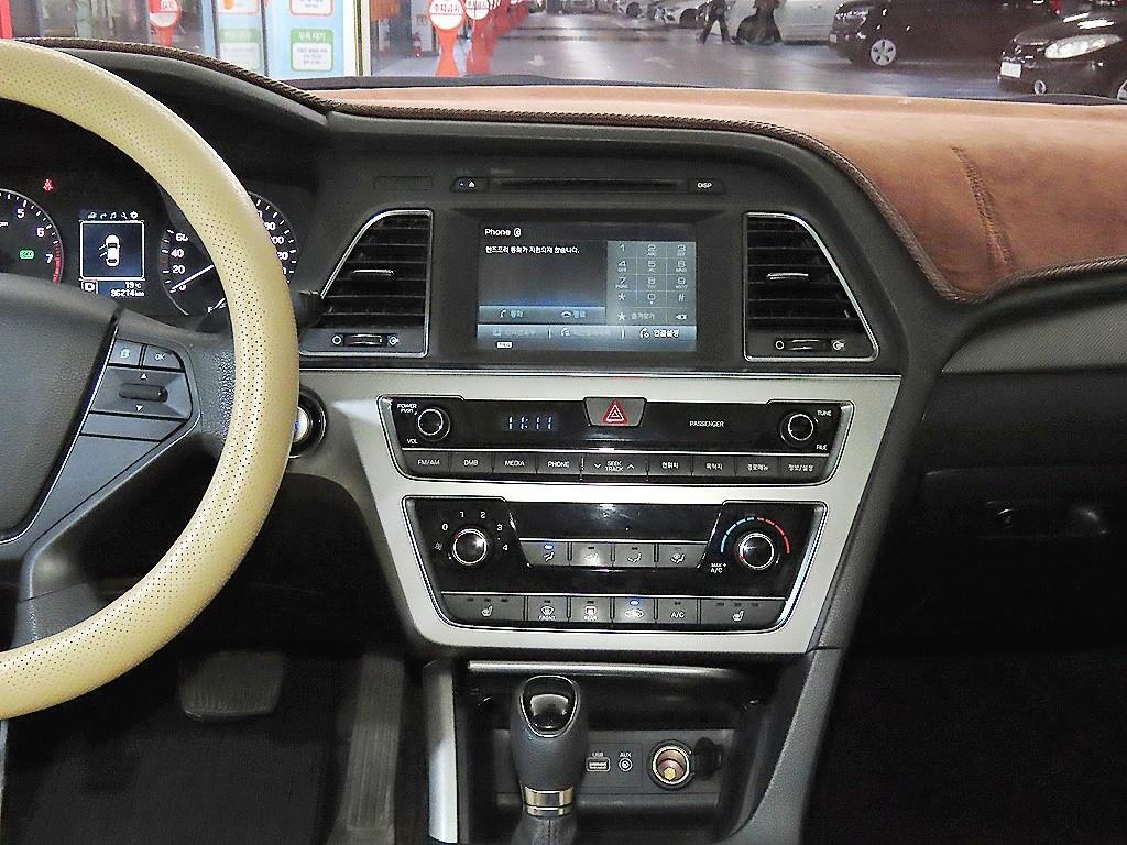 HYUNDAI Sonata - Vista 11