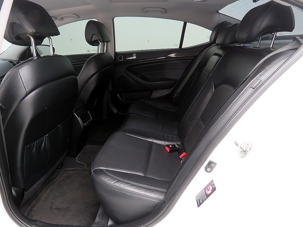 KIA K7 - Vista 6
