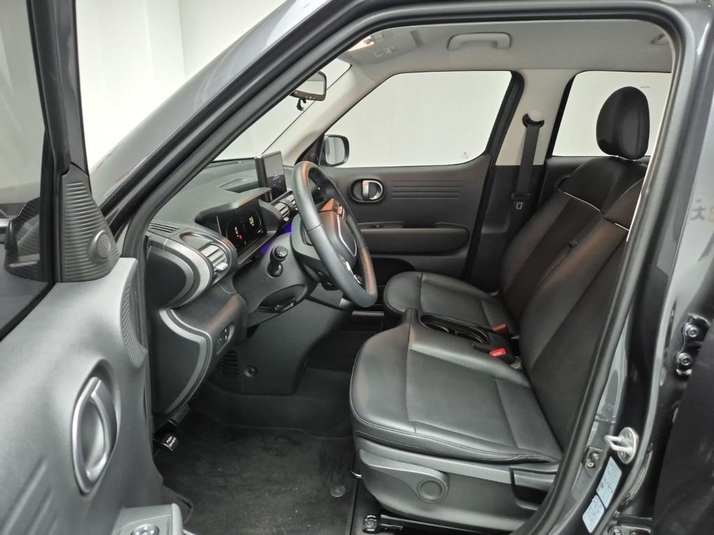 HYUNDAI Casper - Vista 11