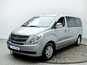 HYUNDAI Starex - Vista 4