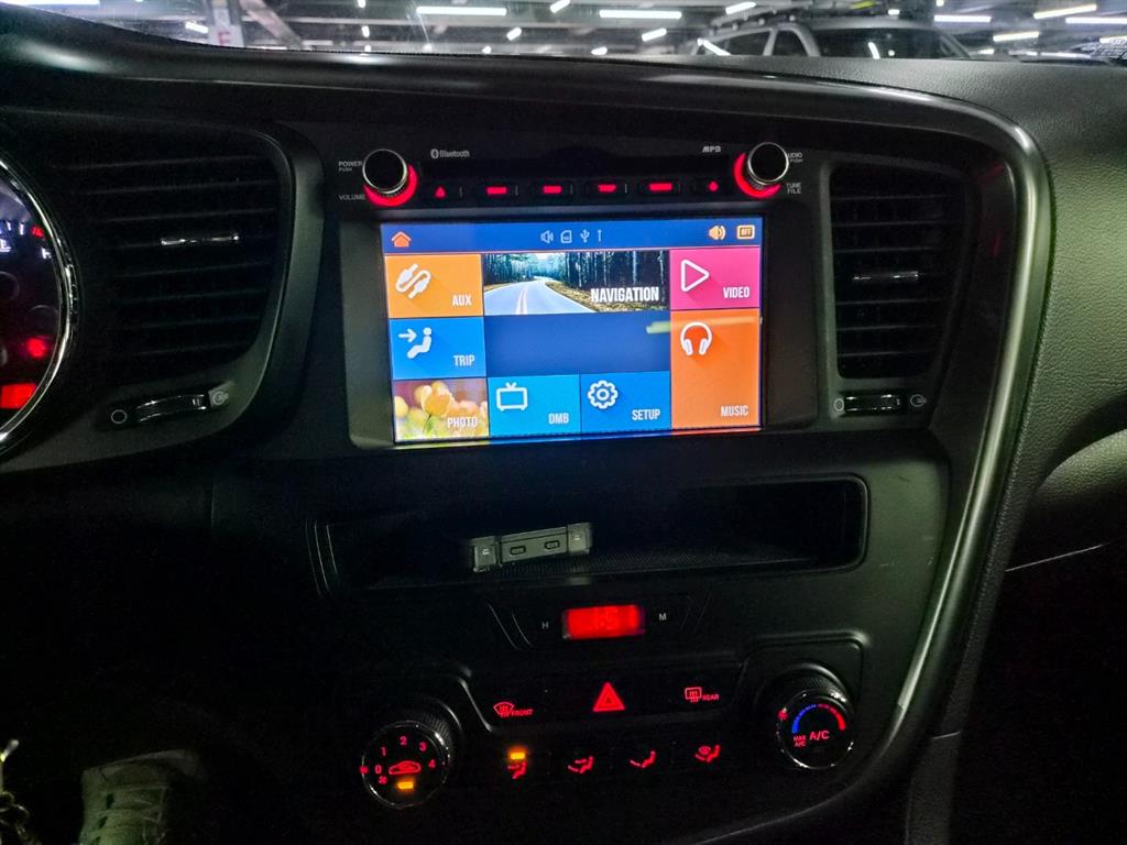 KIA K5 - Vista 9