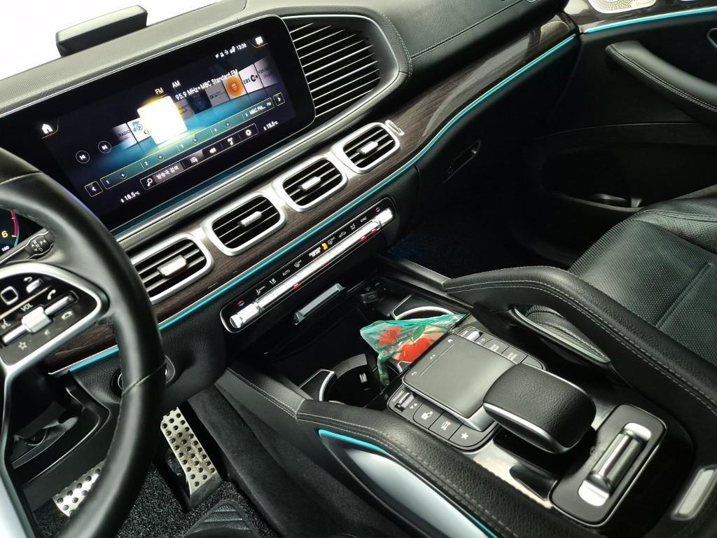 Mercedes Benz GLE Class - Vista 11