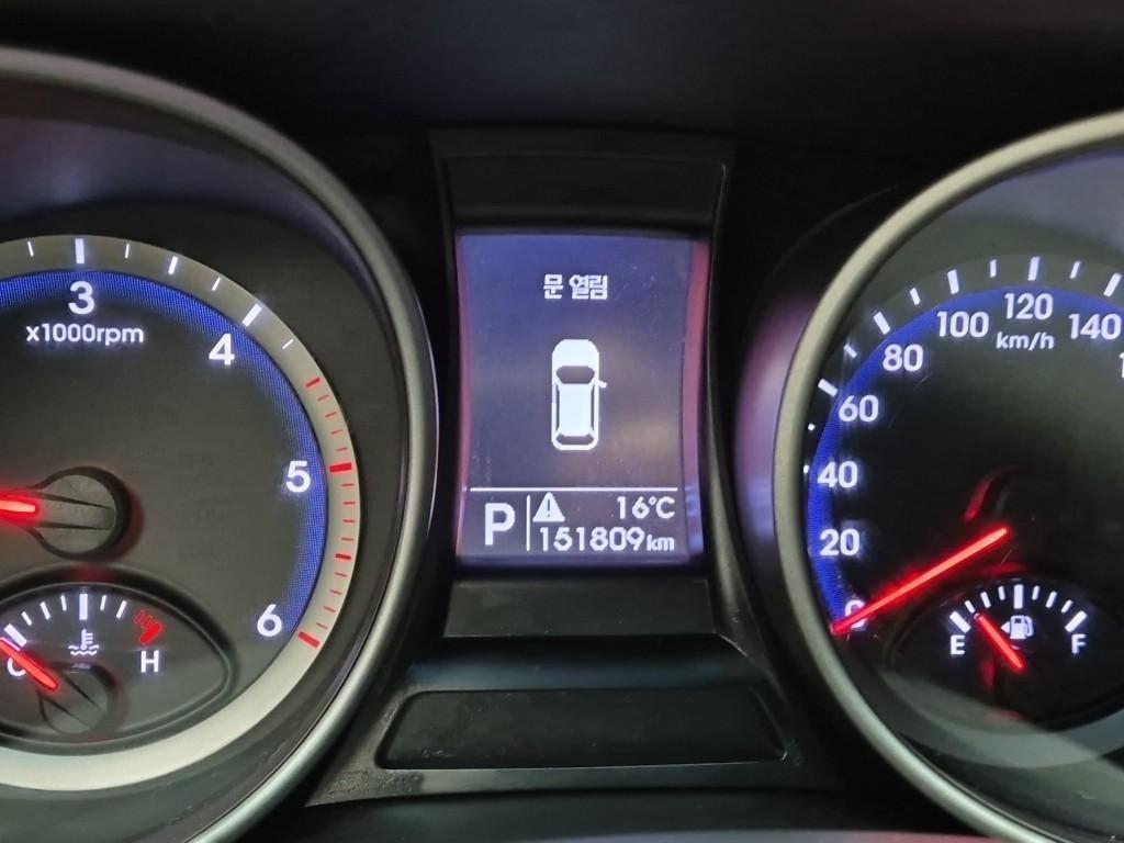 HYUNDAI Santa Fe - Vista 6