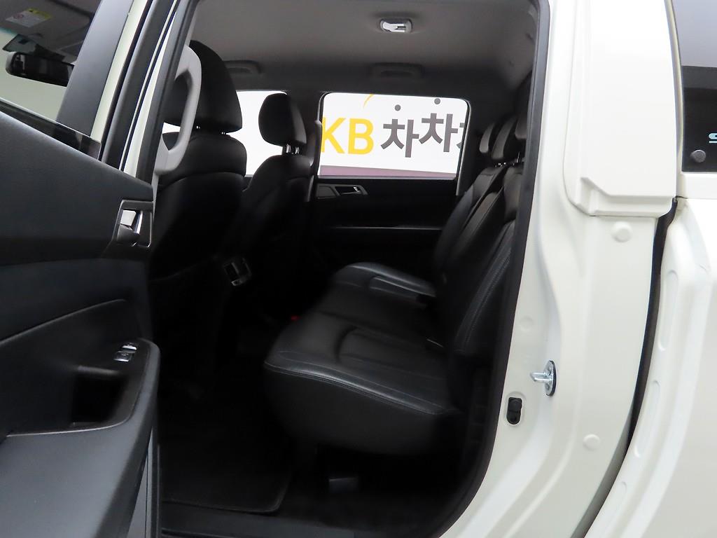 Ssangyong Rexton - Vista 12