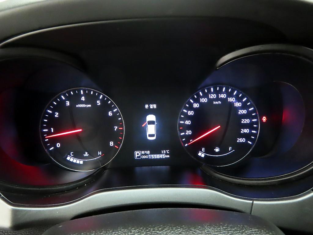 KIA K9 - Vista 5