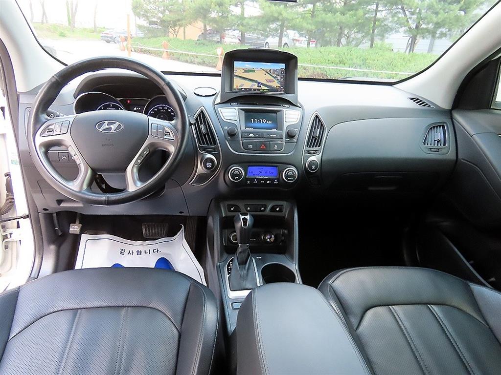 HYUNDAI Tucson - Vista 7