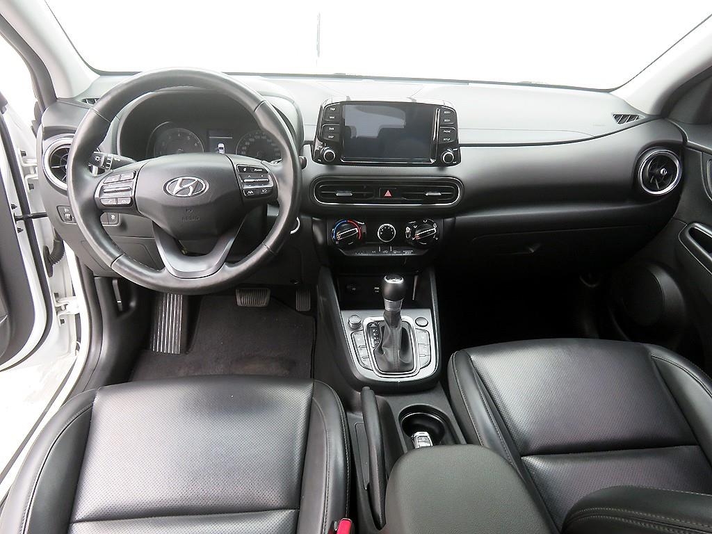 HYUNDAI Kona - Vista 9