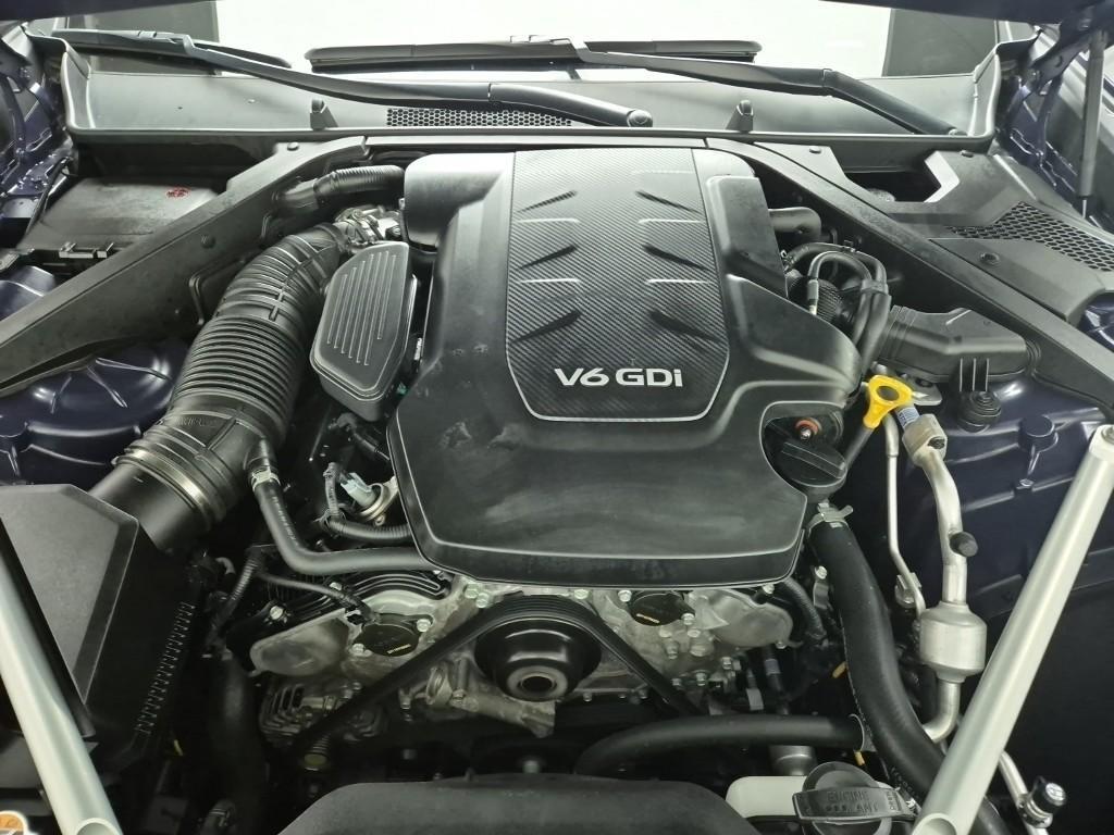 KIA K9 - Vista 5