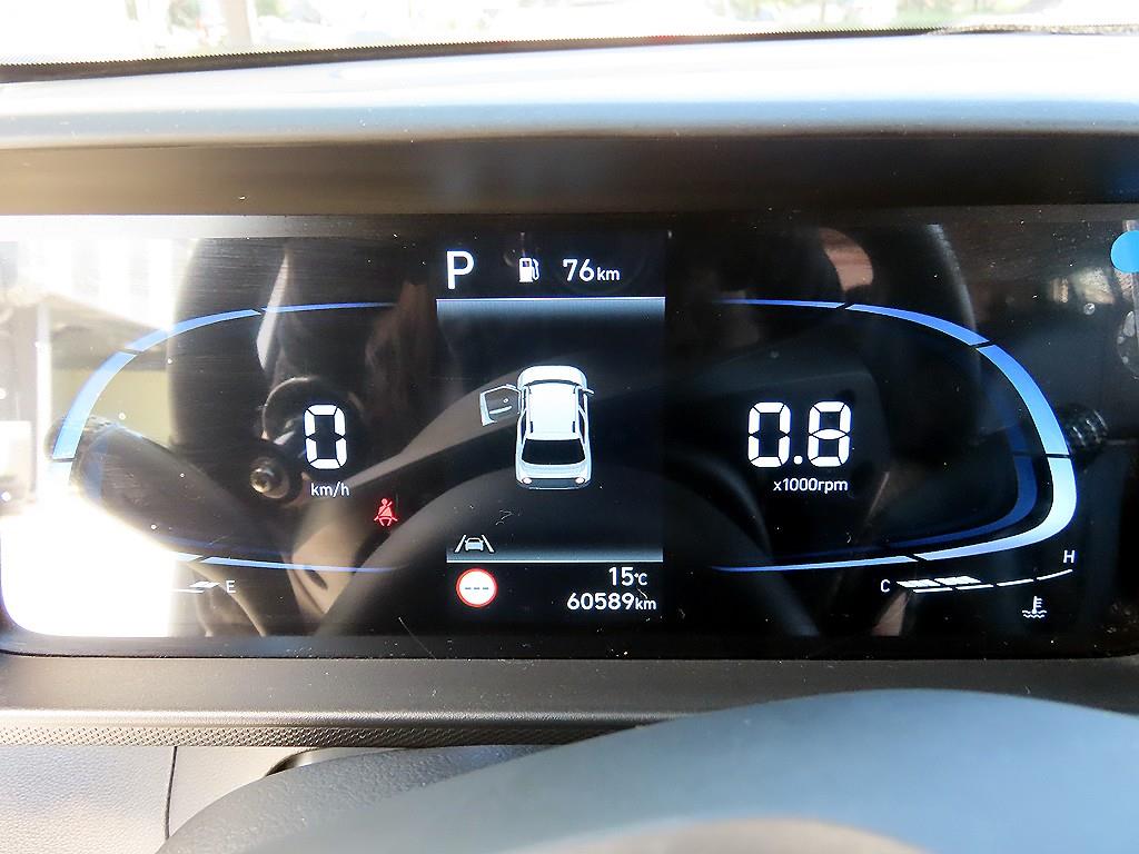 HYUNDAI Casper - Vista 9
