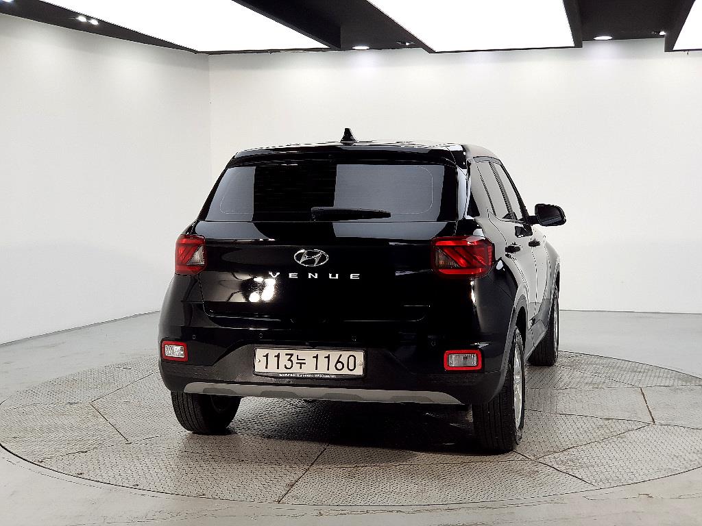 HYUNDAI Venue - Vista 3