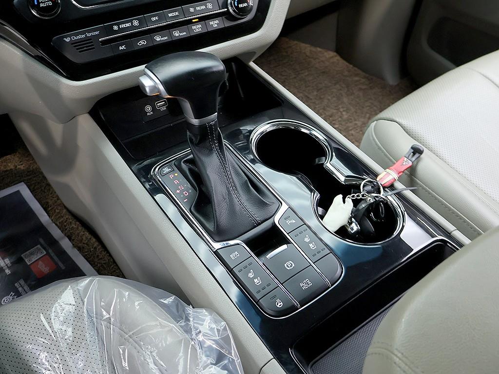 KIA Carnival 2020 Negro - Importación desde Corea - HF Imports Iquique - Foto 10