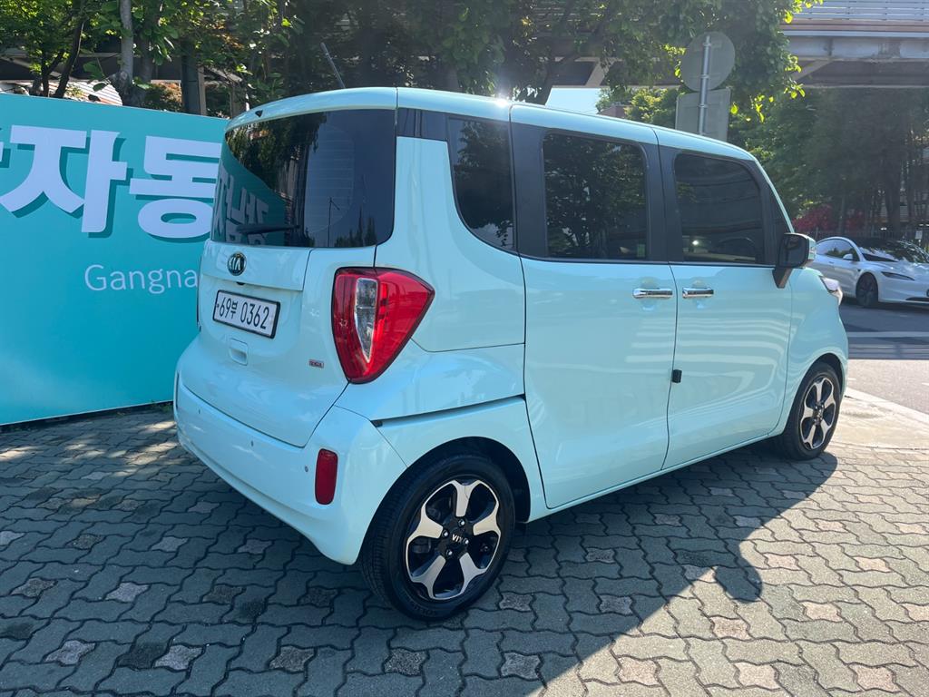 KIA Ray - Vista 4
