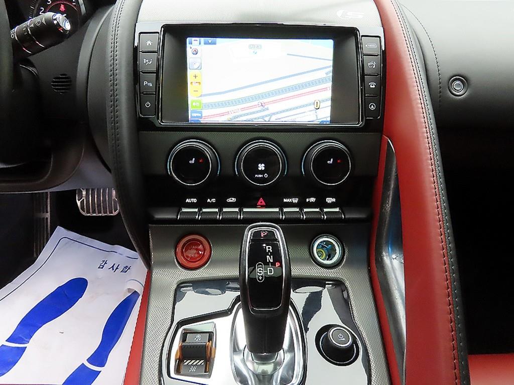 Jaguar F-TYPE - Vista 12
