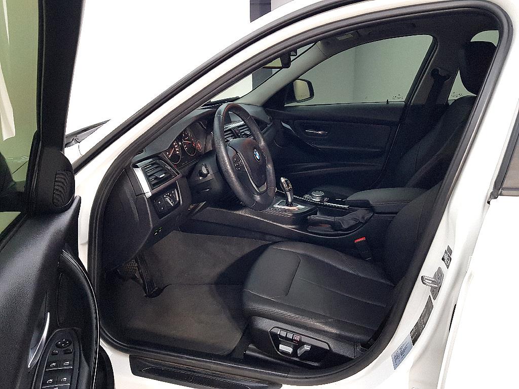 BMW 3 series - Vista 8