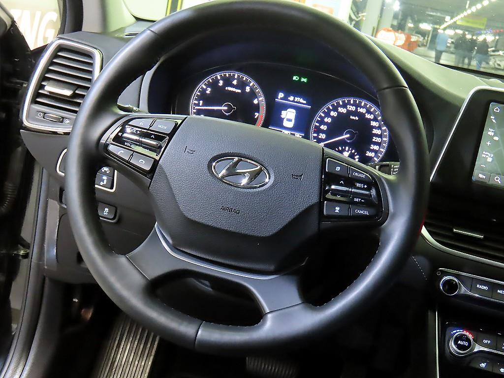 HYUNDAI Grandeur - Vista 8