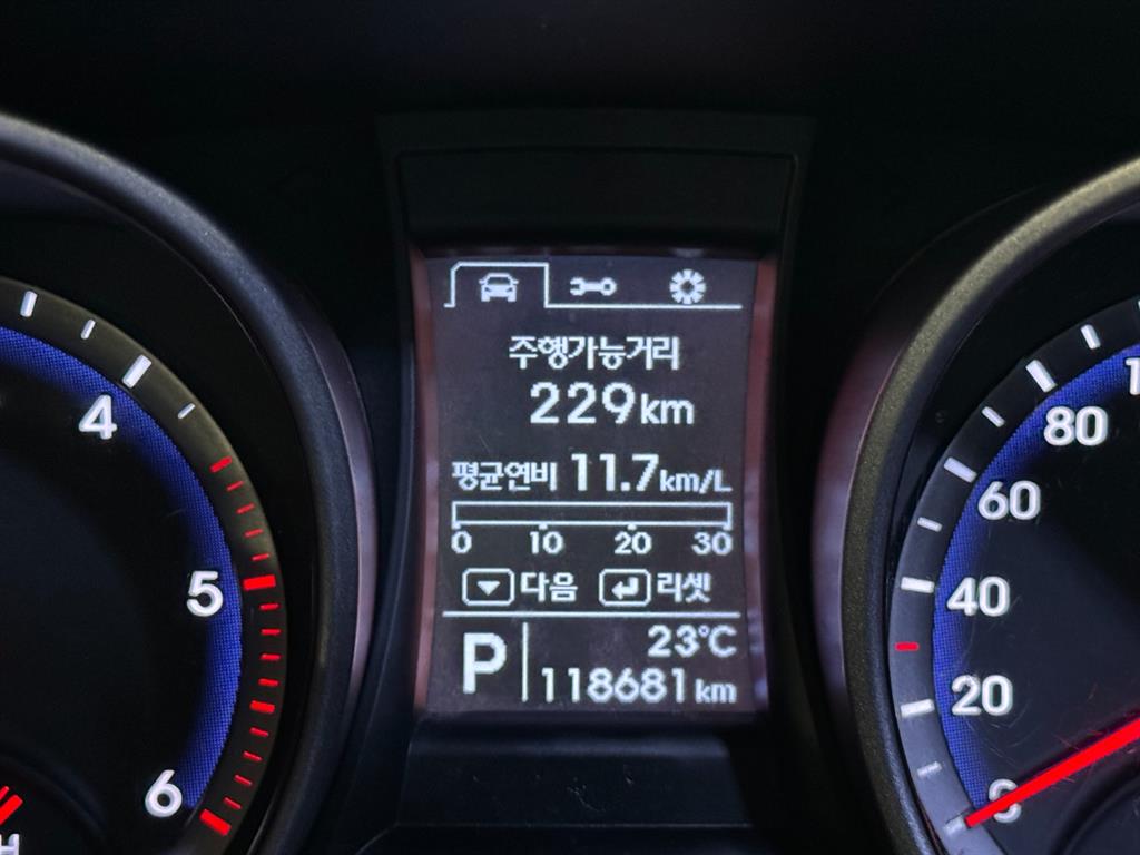 HYUNDAI Santa Fe - Vista 9