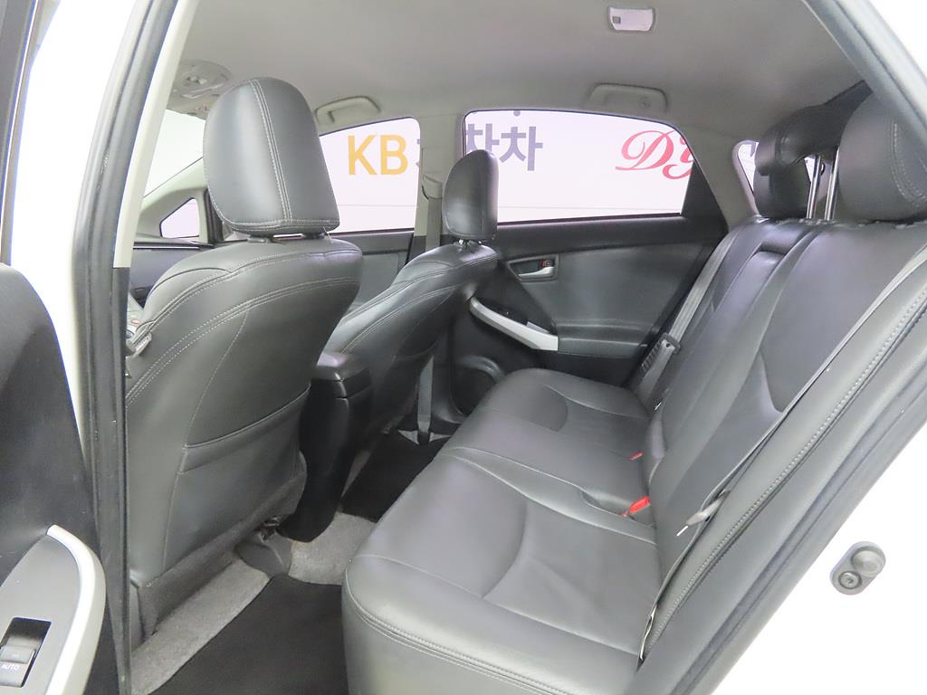 Toyota Prius - Vista 6