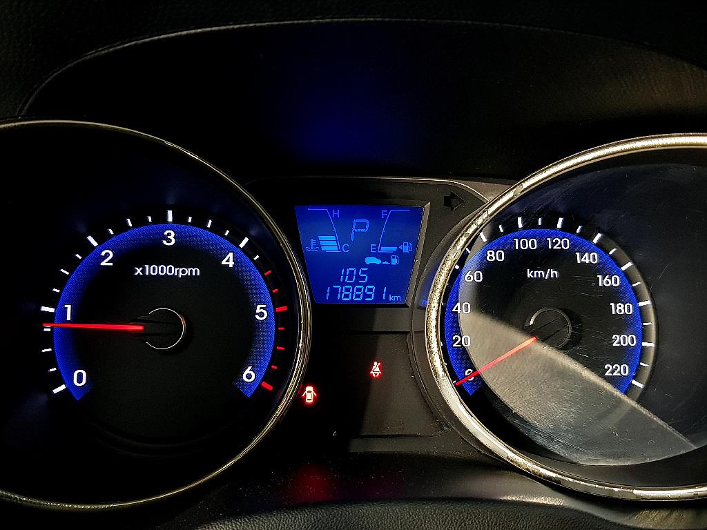 HYUNDAI Tucson - Vista 7