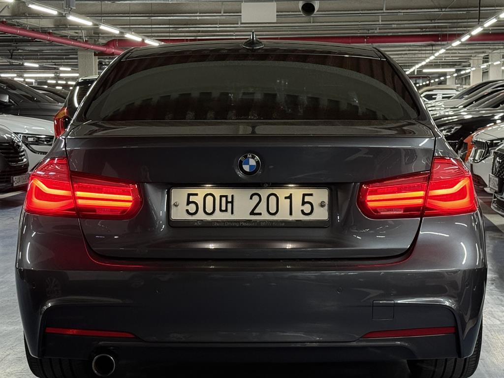 BMW 3 series - Vista 4