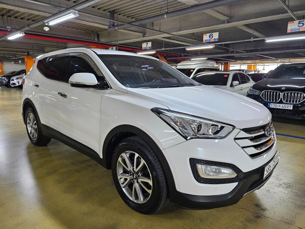 HYUNDAI Santa Fe - Vista 3
