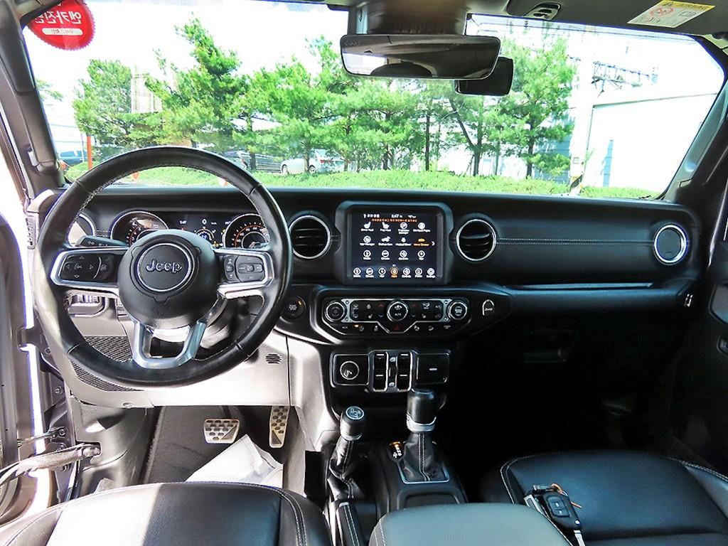 Jeep Wrangler - Vista 8