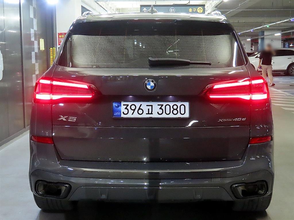 BMW X5 - Vista 5