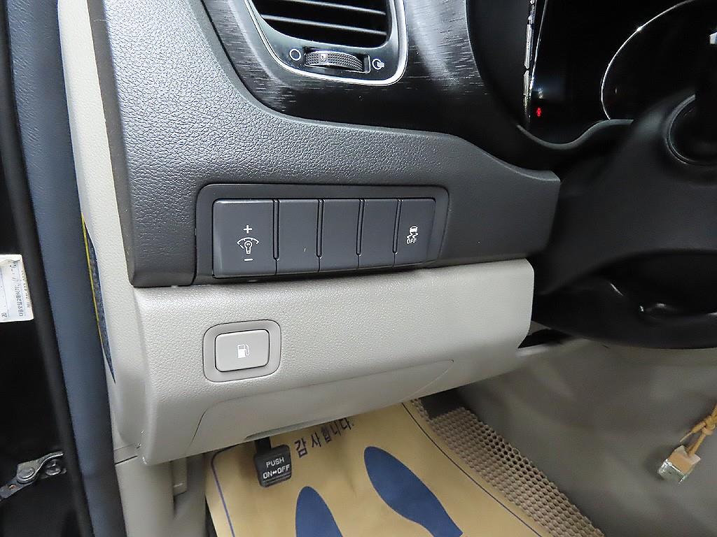 KIA Carnival 2016 Negro - Importación desde Corea - HF Imports Iquique - Foto 10