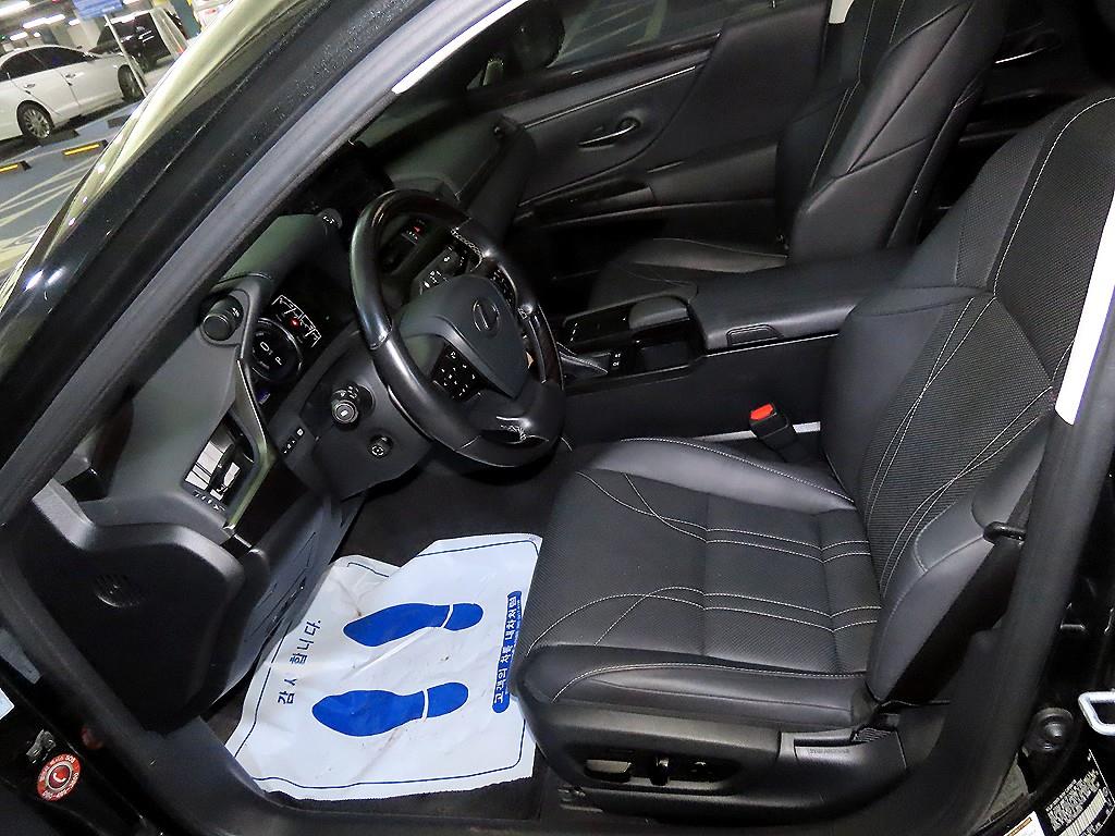 Lexus ES - Vista 6