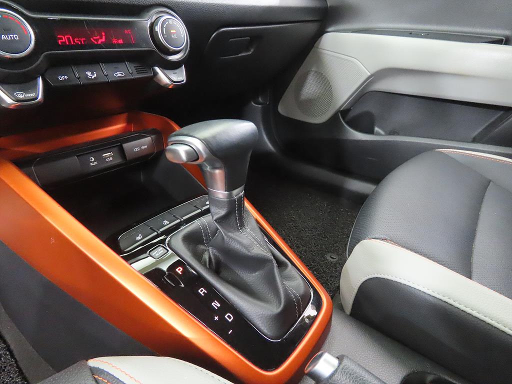 KIA Stonic - Vista 11
