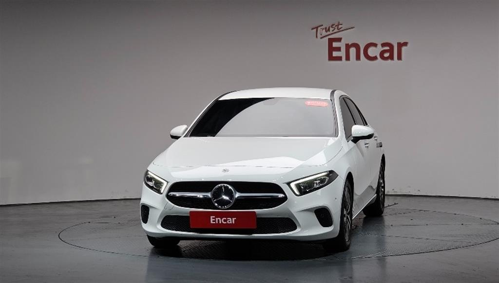 Mercedes Benz A Class - Vista 3