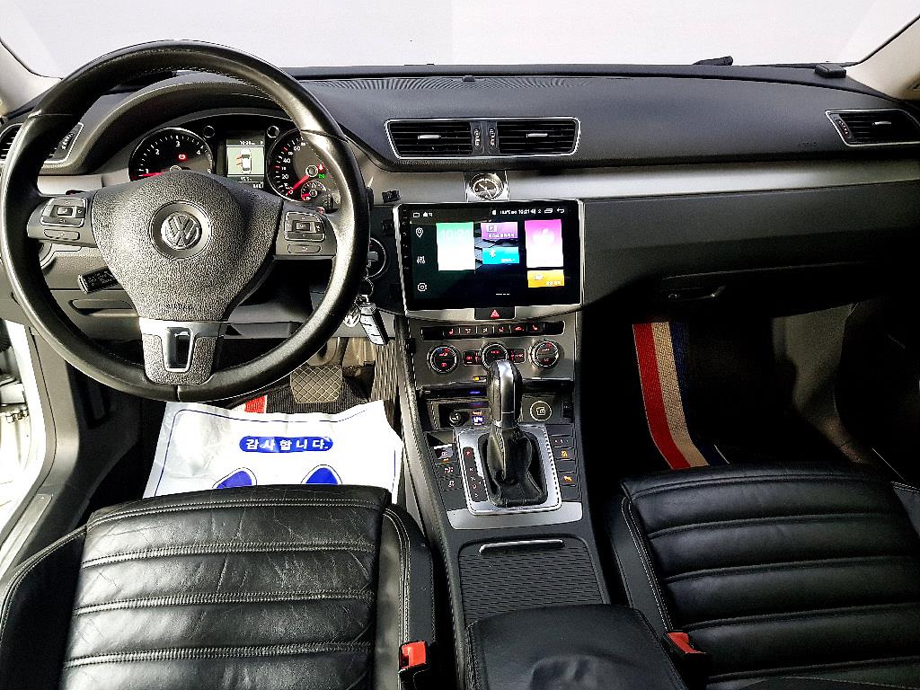 Volkswagen CC - Vista 5