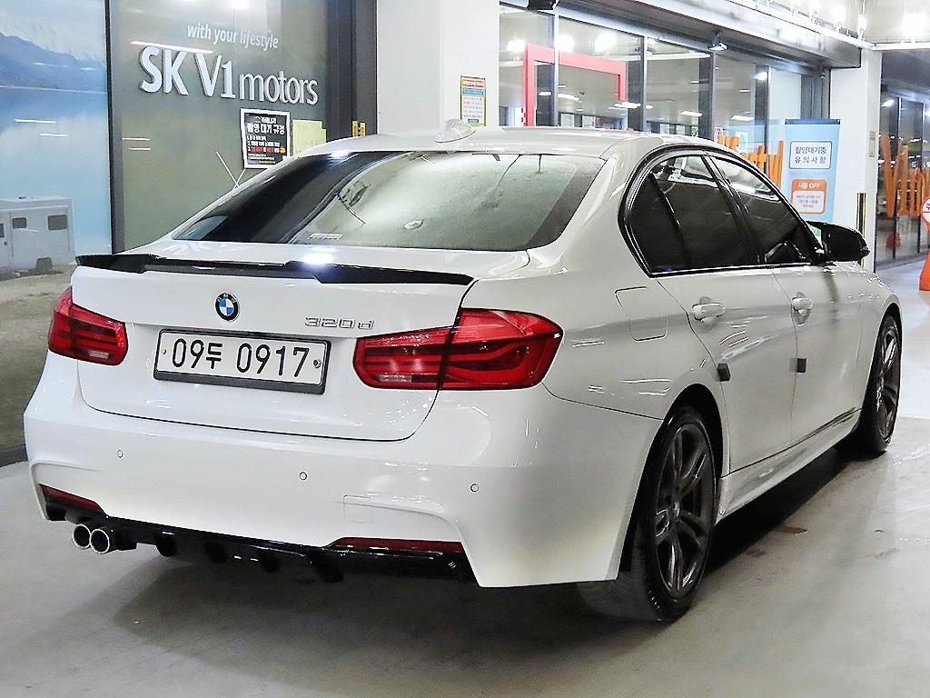 BMW 3 series - Vista 4