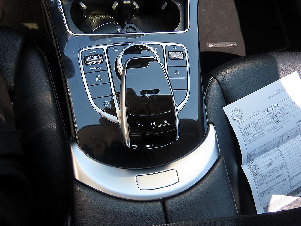 Mercedes Benz C Class - Vista 10