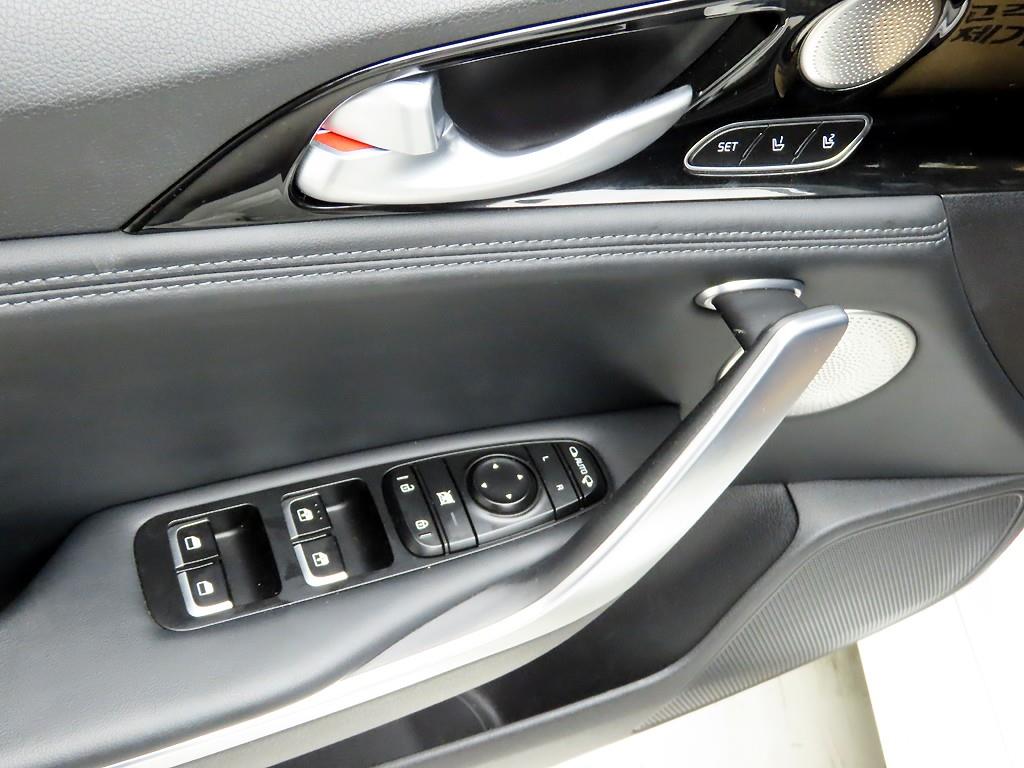 KIA Stinger - Vista 11