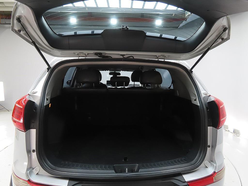 KIA Sportage 2011 Plateado - Importación desde Corea - HF Imports Iquique - Foto 10