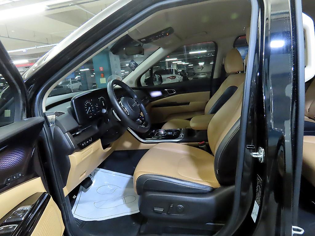 KIA Carnival - Vista 6