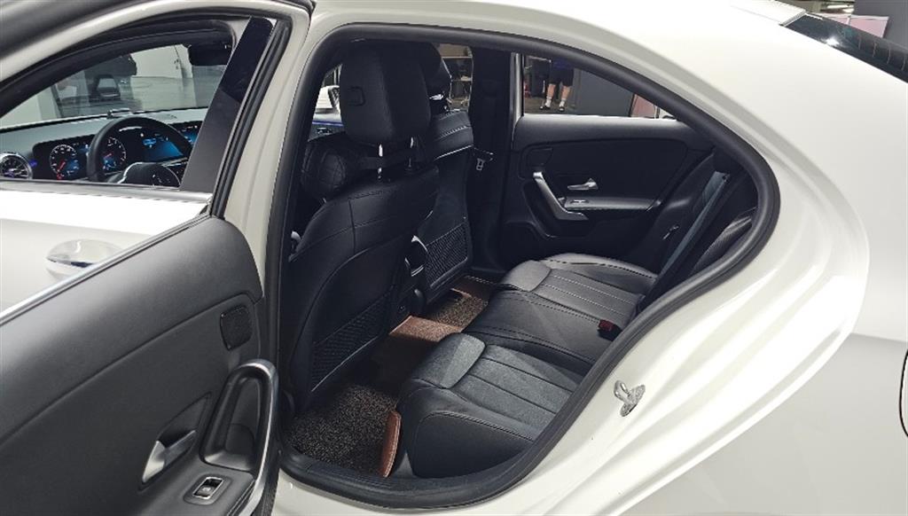 Mercedes Benz A Class 2021 Blanco - Importación desde Corea - HF Imports Iquique - Foto 17