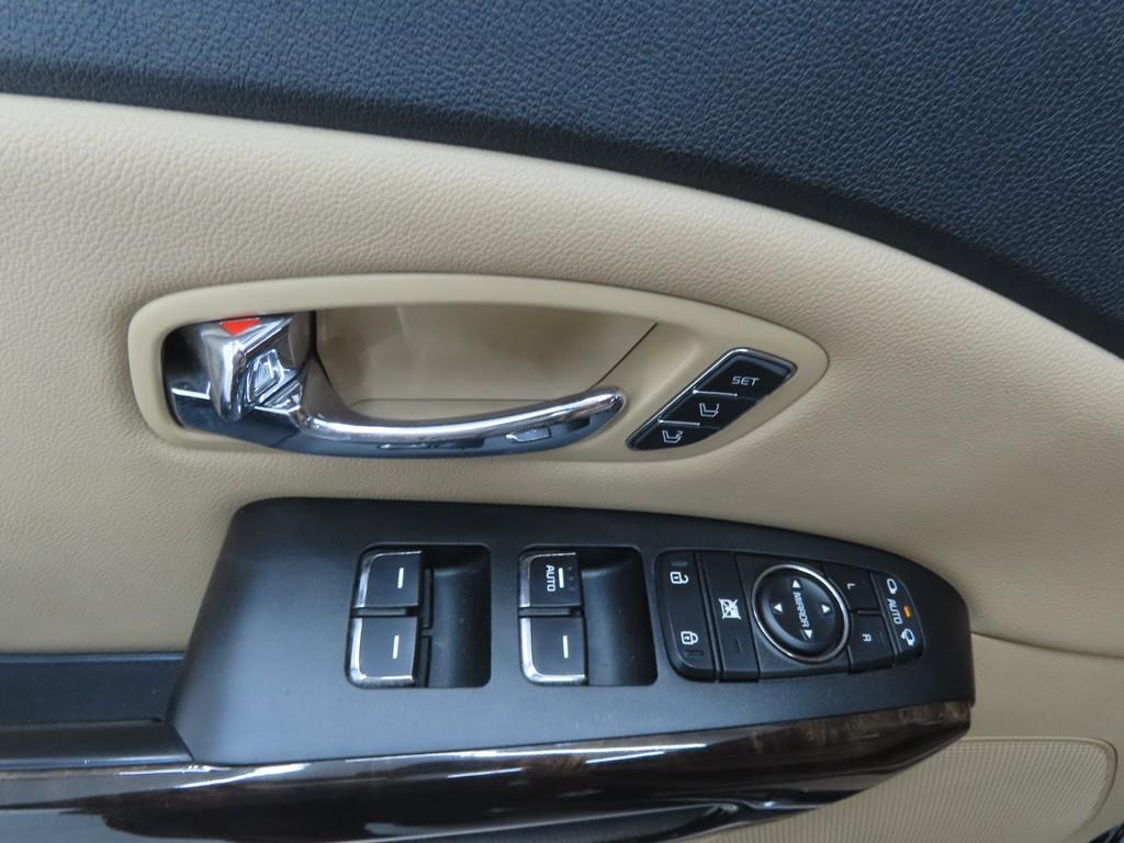 KIA Carnival - Vista 9