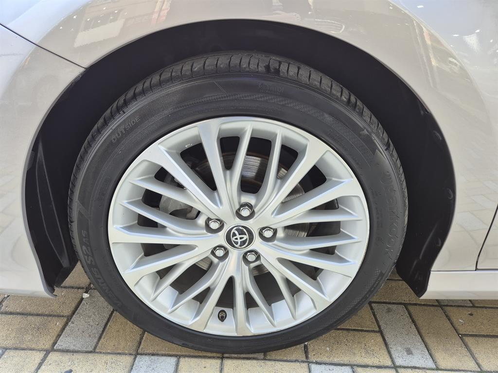 Toyota Camry 2018 the color of pearl - Importación desde Corea - HF Imports Iquique - Foto 18