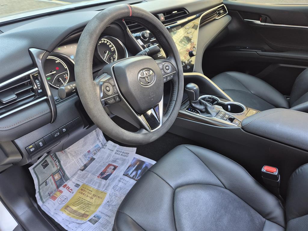 Toyota Camry - Vista 8