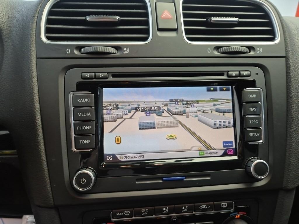 Volkswagen Golf - Vista 10