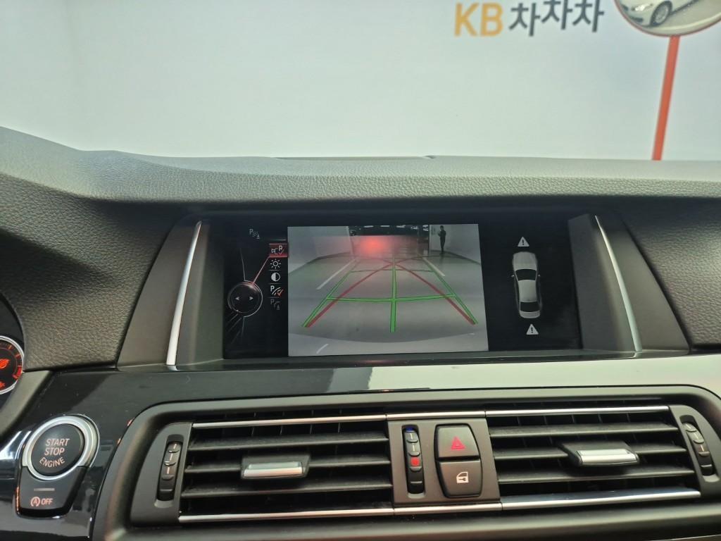 BMW 5 Series - Vista 11